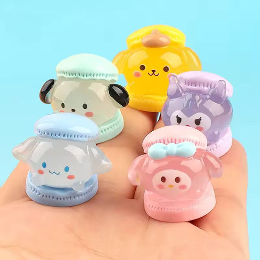 Kawaii Cartoon Resin Animail 3D Sanrio luminous Miniature Figurines Diy Material Scrapbooking Flatback Mini Figurine Accessories