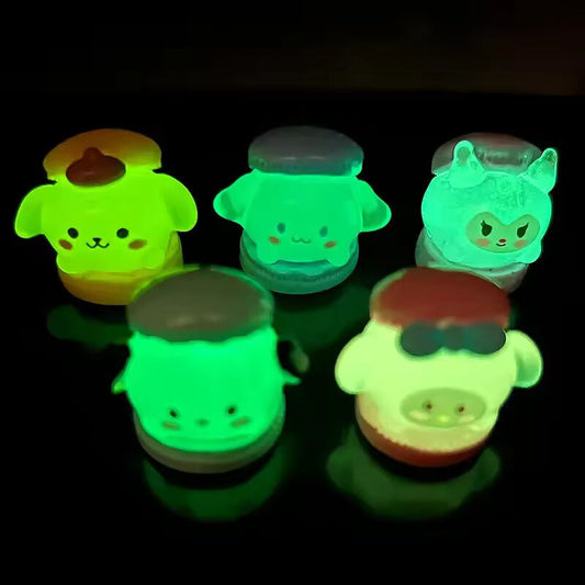 Kawaii Cartoon Resin Animail 3D Sanrio luminous Miniature Figurines Diy Material Scrapbooking Flatback Mini Figurine Accessories
